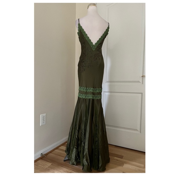 Sue Wong Elegant Olive Green Beaded Evening Gown - Picture 6 of 14